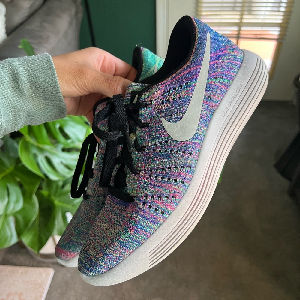 👟 Nike Flyknit Lunarlon Rainbow Sneakers